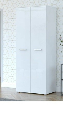Schwebetürenschrank
