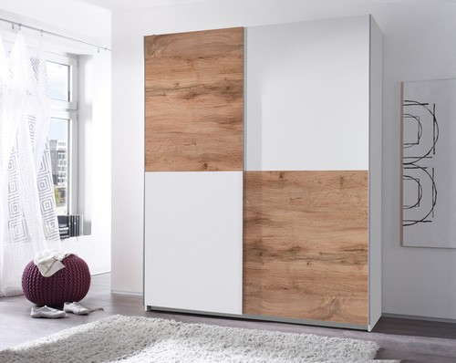Kleiderschrank